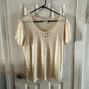 Women’s blouse